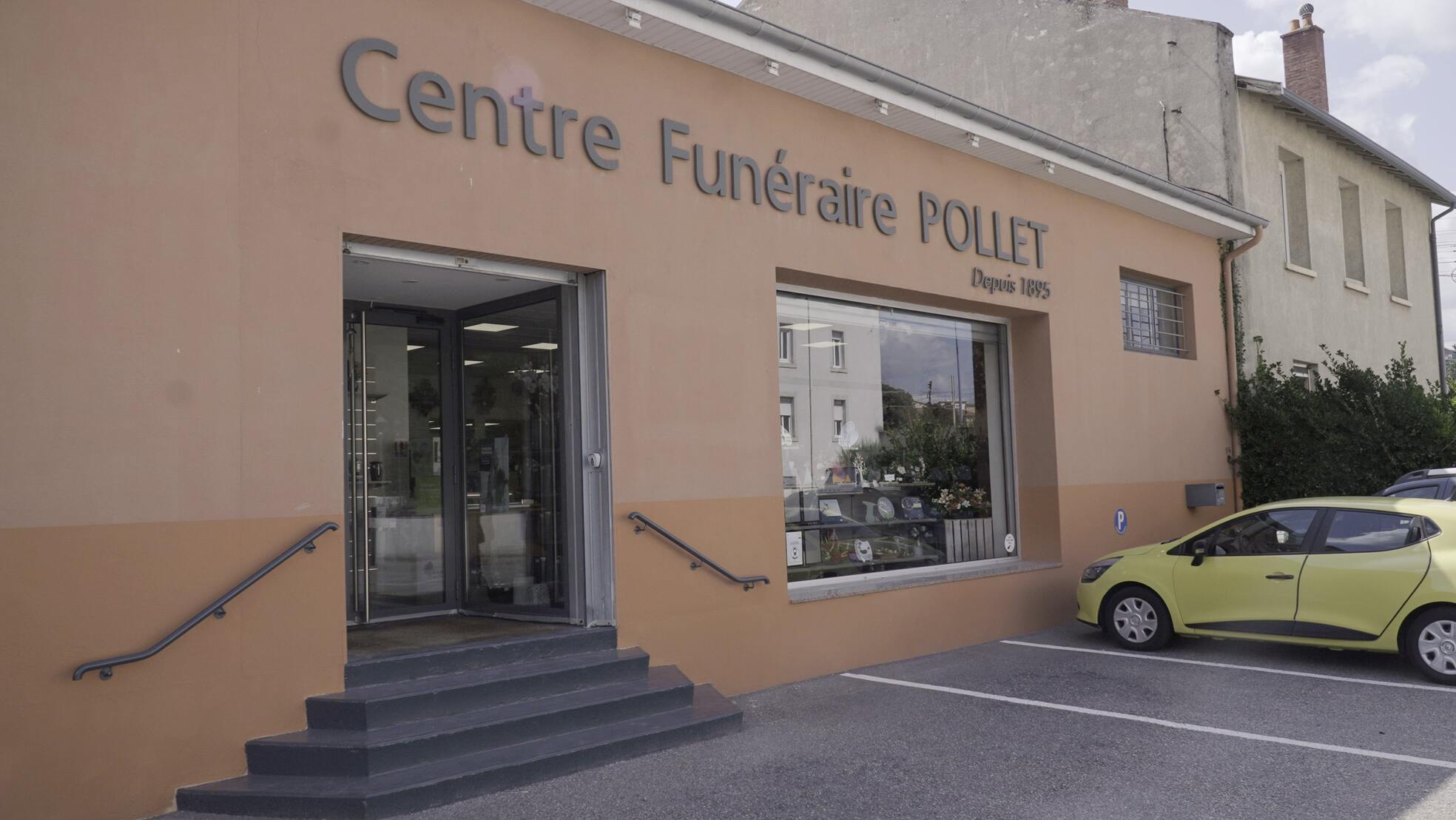 devanture centre funeraire Pollet