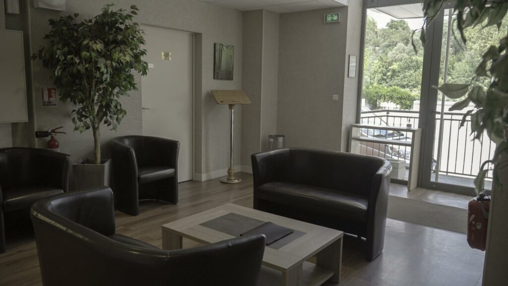 salle d attente funeraire